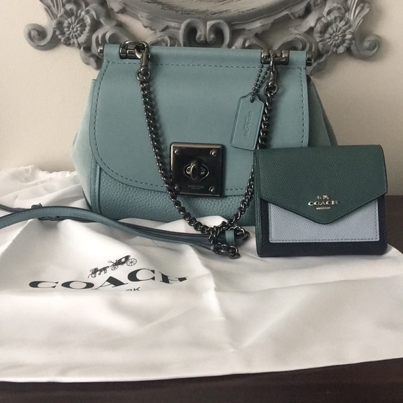 coach drifter crossbody